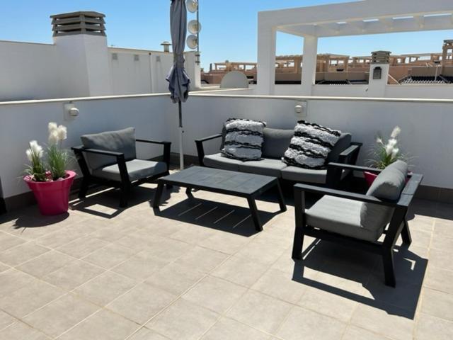 Oasis Beach 7 Torrevieja Apartment Екстериор снимка